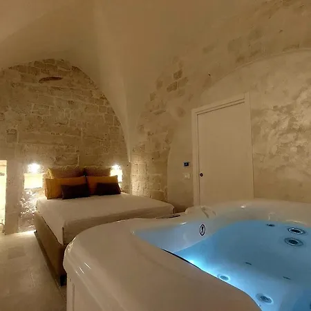 Pietra Chiara - Jacuzzi & Relax * Ostuni