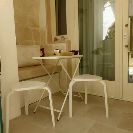 Pietra Chiara - Jacuzzi & Relax Apartman *